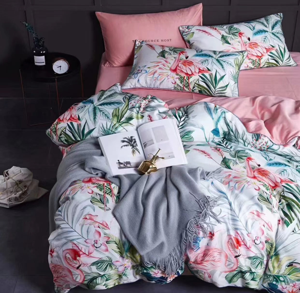 Flamingo Comforter and Sheet Set - 4 Seasons Home Gadgets