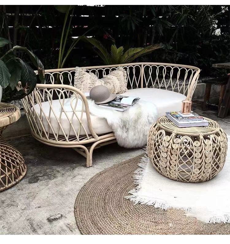 Rattan Daybed with Mattress - 4 Seasons Home Gadgets