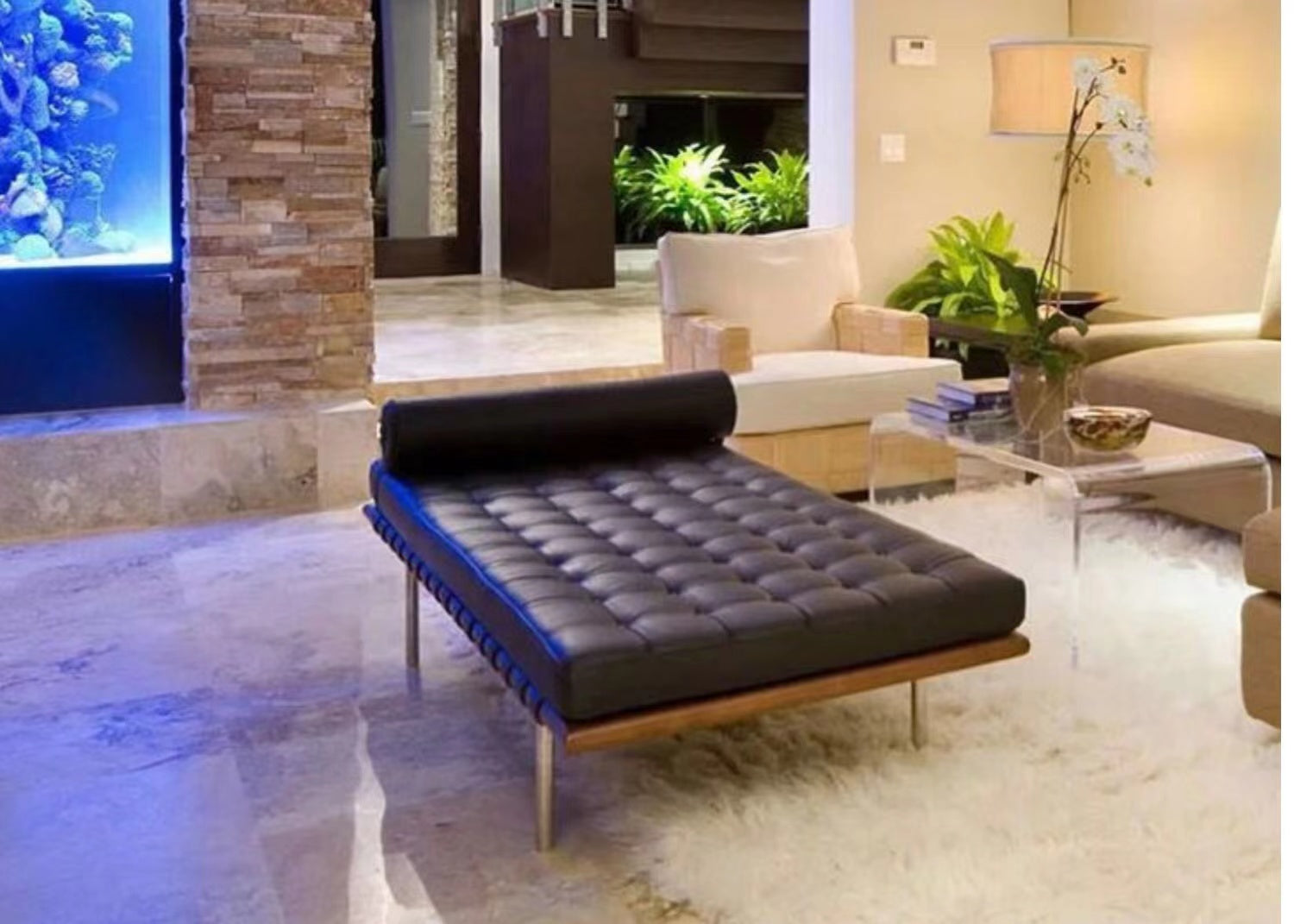 Tufted Leather Chaise Lounge - 4 Seasons Home Gadgets