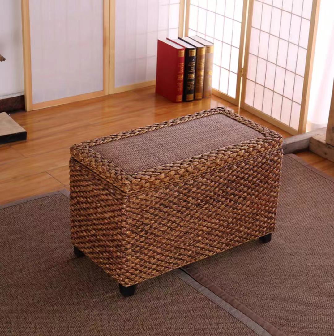 Wicker Trunk Storage Bench - 4 Seasons Home Gadgets