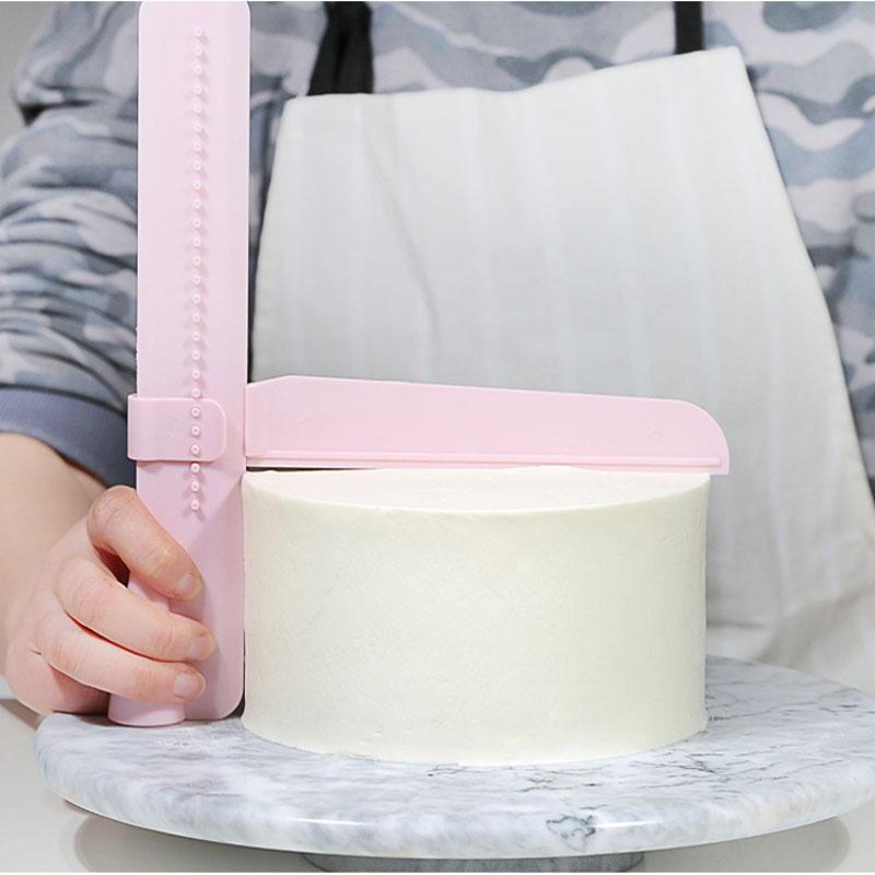 Cake Screed Edge Tool - 4 Seasons Home Gadgets