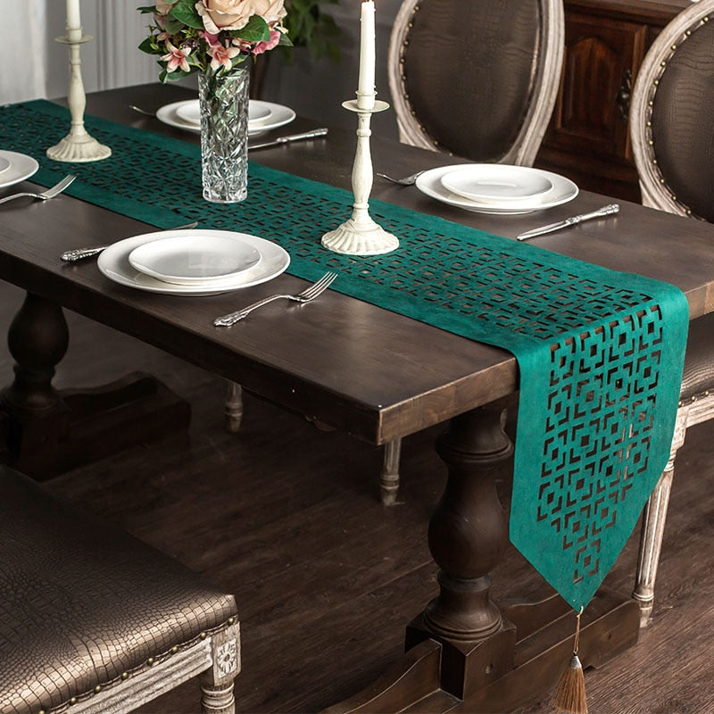 Boston Green Velvet Table Runner - 4 Seasons Home Gadgets