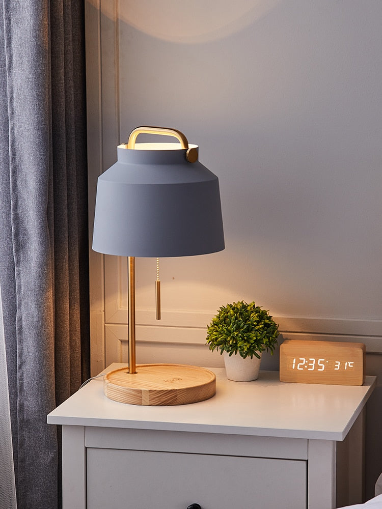 Olive Vintage USB Charging Lamp - 4 Seasons Home Gadgets