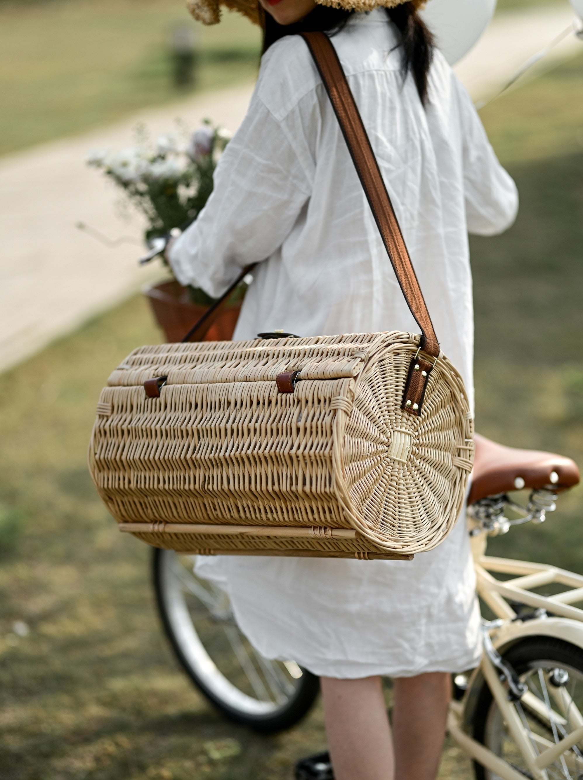 Wicker Picnic Basket - 4 Seasons Home Gadgets