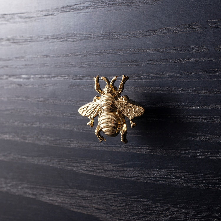 Brass Bee Drawer Knobs Set of 2 - 4 Seasons Home Gadgets