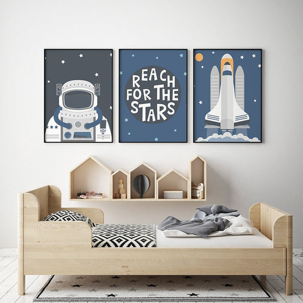 Astronaut Reach For The Stars Wall Art - 4 Seasons Home Gadgets